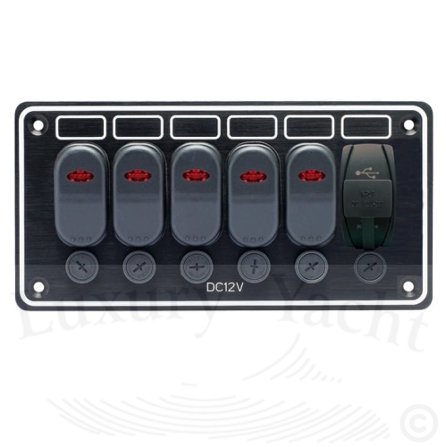 Panel przełączników z bezpiecznikami 630647(1).jpg