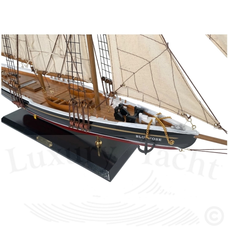 model-zaglowca-bluenose-80cm-bl80 (2).jpg