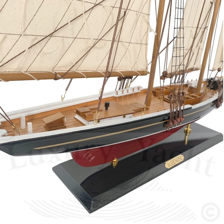model-zaglowca-bluenose-80cm-bl80 (3).jpg